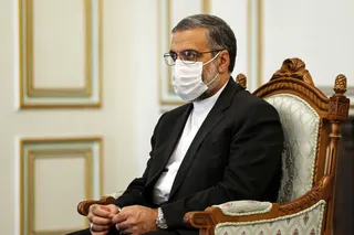 بی رحمی دشمن در تحریم کالاهای ضروری مردم ایران و سوریه، جنایت علیه بشریت است/ قبلا میز مذاکره تعیین‌کننده مناسبات منطقه بود و امروز ابتکار عمل در دست جریان مقاومت است
