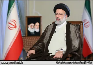 تصاویر گفتگوی تلویزیونی آیت الله رئیسی با مردم