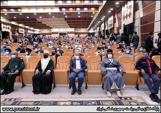 دیدار رئیس جمهور با نخبگان ، علماء ، خانواده شهدا ، ایثارگران و جمعی از اقشار مختلف مردم