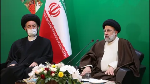 فیلم نشست خبری رئیس جمهور در استان اردبیل