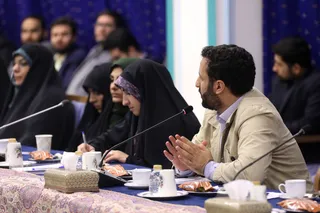 نشست رمضانی با فعالان عرصه تولید و اقتصاد مردمی