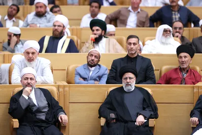 تصاویر نشست علما و نخبگان اهل سنت سراسر کشور با رئیس جمهور