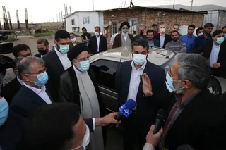 تصاویر بازدید از بیمارستان نیمه کاره کمال شهر