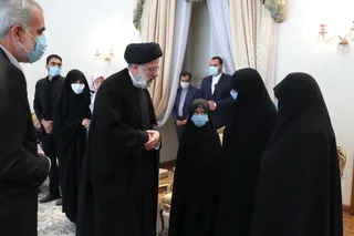 تصاویر دیدار با خانواده روحانیون شهید حرم مطهر رضوی