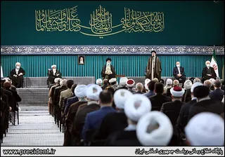 تصاویر دیدار جمعی از مسئولان نظام و میهمانان کنفرانس وحدت اسلامی