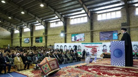 دیدار با جمعی از اقشار و منتخبین شهرستان فیروزکوه