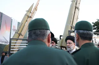 تصاویر رونمایی از پهپاد «مهاجر 10» و الحاق انبوه موشک های راهبردی به نیروهای مسلح