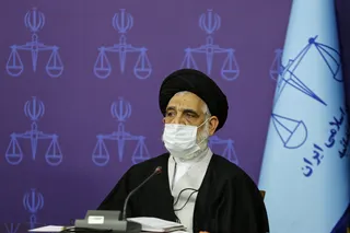 نابسامانی در صدور کارت‌های بازرگانی زمینه ساز سوء استفاده از ارزهای تخصیصی برای واردات است/ هنوز کسانی در زندان هستند که با استفاده از ظرفیت قوانین موجود امکان آزادی دارند/ در برخورد با روابط ناسالم اداری به نصیحت و توصیه اکتفا نمی‌کنیم