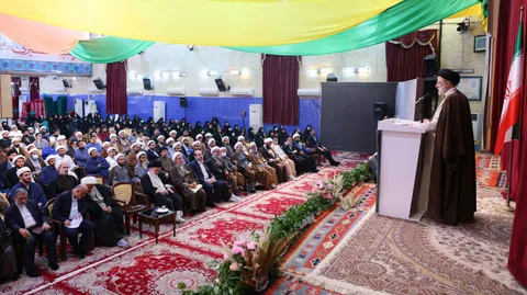تصاویر دیدار با علما و روحانیون استان بوشهر