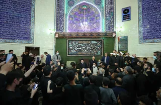 تصاویر سخنرانی در جمع نمازگزاران مسجد امیرالمومنین(ع) کهنز