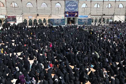تصاویر سخنرانی در جمع عزاداران اربعین حسینی در بیرجند