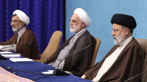 جلسه شورای‌عالی انقلاب فرهنگی