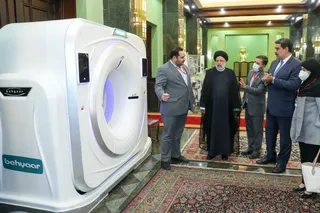 تصاویر بازدید روسای جمهور ایران و ونزوئلا از نمایشگاه توانمندی‌ها و دستاوردهای دانش‌بنیان شرکت‌های ایرانی
