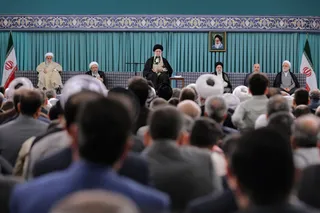 دیدار مسئولان نظام و مهمانان کنفرانس وحدت با رهبر انقلاب