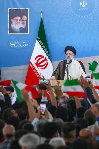 تصاویر سخنرانی در اجتماع پرشور مردم اندیمشک