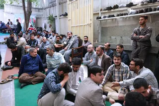 تصاویر اجتماع مردمی هسته های جهاد , پیشرفت در حسینیه جماران