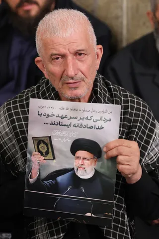 مراسم بزرگداشت رئیس جمهور شهید و همراهان در حسینیه امام خمینی (ره)