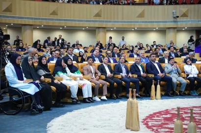 آیین تجلیل از قهرمانان و مدال آوران
