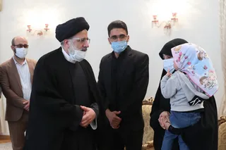 تصاویر دیدار با خانواده روحانیون شهید حرم مطهر رضوی