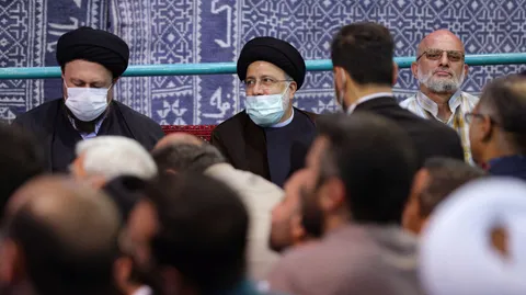 تصاویر اجتماع مردمی هسته های جهاد , پیشرفت در حسینیه جماران