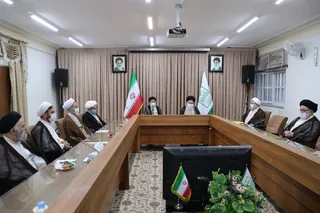 تصاویر دیدار آیت الله سید ابراهیم رئیسی با اعضای جامعه مدرسین حوزه علمیه قم