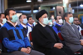 تصاویر تقدیر از کارگران، گروه های کارگری و واحدهای برگزیده