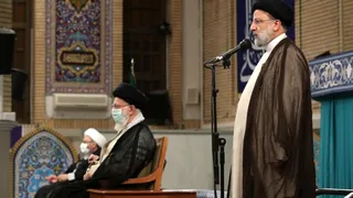 تصاویر دیدار جمعی از مسئولان نظام و میهمانان کنفرانس وحدت اسلامی