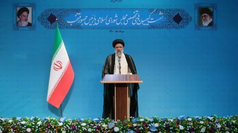 من به آینده کشور بسیار امیدوارم