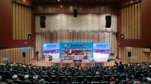 همه مسئولان و مدیران در جمهوری اسلامی مامور و موظف به اجرای عدالت اداری هستند/ به‌کارگیری نیروی انسانی صالح و کارآمد و نظارت بر حسن عمل او از جلوه‌های عدالت اداری است