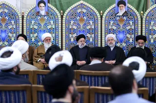 نشست با جمعی از علما و روحانیون
