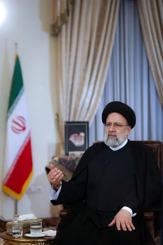 تصاویر پنجمین گفتگوی تلویزیونی رئیس جمهور با مردم