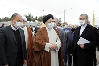رسیدگی به مشکل وانت‌داران بجنوردی از سوی آیت الله رئیسی