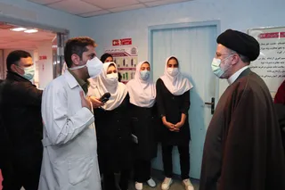 تصاویرحضور رئیس جمهور در بیمارستان شهید رحیمی خرم آباد