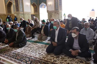 تصاویر حضور رئیس جمهور در نماز جمعه مشهد
