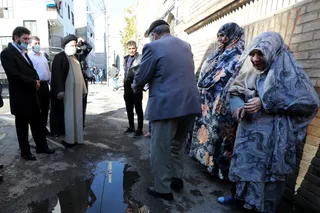 تصاویر بازدید سرزده رئیس جمهور از محله شهید هرندی تهران