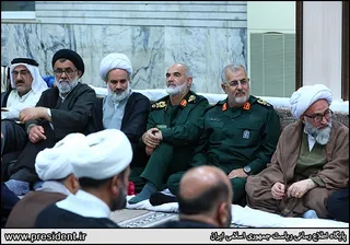 تصاویر نشست با جمعی از علما و سران طوایف خوزستان