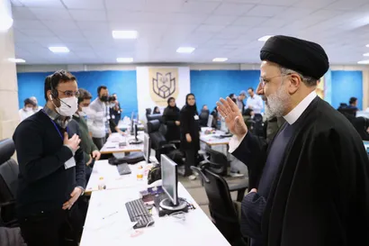بازدید از بخش‌های مختلف ستاد انتخابات کشور