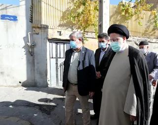 تصاویر بازدید سرزده رئیس جمهور از محله شهید هرندی تهران