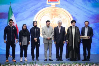 آیین تجلیل از قهرمانان و مدال آوران