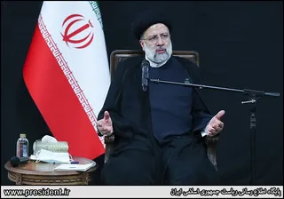 تصاویر  دیدار آیت‌الله رئیسی با جمعی از فرزندان و خانواده شهدا