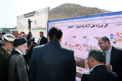 تصاویر بهره‌برداری از پروژه آزادراه شیراز-اصفهان