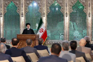 تصاویر تجدید میثاق رئیس جمهور و اعضای هیئت دولت با آرمان‌های امام راحل و شهدای انقلاب اسلامی
