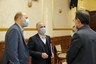 تریبون‌های عمومی باید محل امیدآفرینی و نشان از انسجام و آهنگ واحد در کشور باشد/ محل «طرح» و «حل» مسائل اختلافی، جلسات خصوصی است نه‌تریبون‌های عمومی