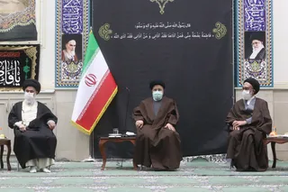 تصاویر نشست با جمعی از اساتید و فضلای حوزه علمیه قم