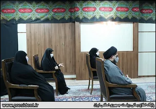 تصاویر  دیدار آیت‌الله رئیسی با جمعی از فرزندان و خانواده شهدا