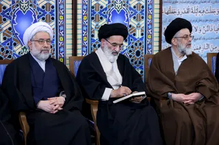 نشست با جمعی از علما و روحانیون