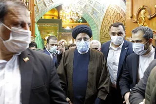 آیت الله رئیسی حرم امامین کاظمین را زیارت کرد