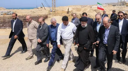 تصاویر  آغاز عملیات لوله‌گذاری انتقال آب دریای عمان به شرق کشور