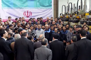 تصاویر بازدید از کارخانه کویر تایر بیرجند و حضور در جمع کارگران
