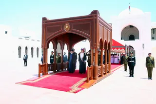تصاویر مراسم استقبال رسمی سلطان عمان از آیت الله رئیسی در قصر العلم